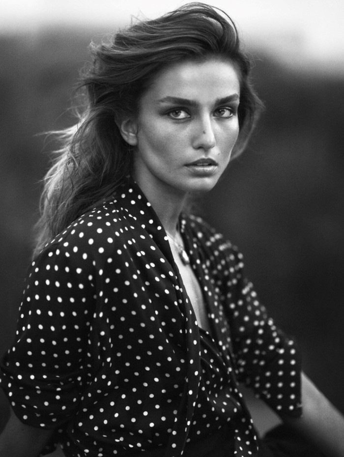 andreea-diaconu-by-lachlan-bailey-for-vogue-china-november-2015.jpg