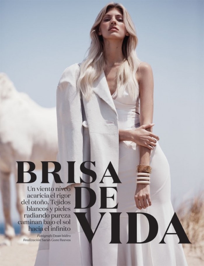 Devon-Windsor-Vogue-Mexico-Dean-Isidro- (8).jpg