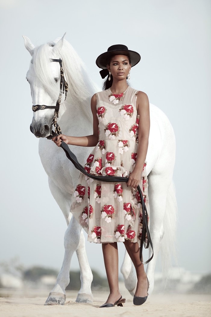 Chanel-Iman-Silja-Magg-Harpers-Bazaar-Arabia-November-2015- (9).jpg