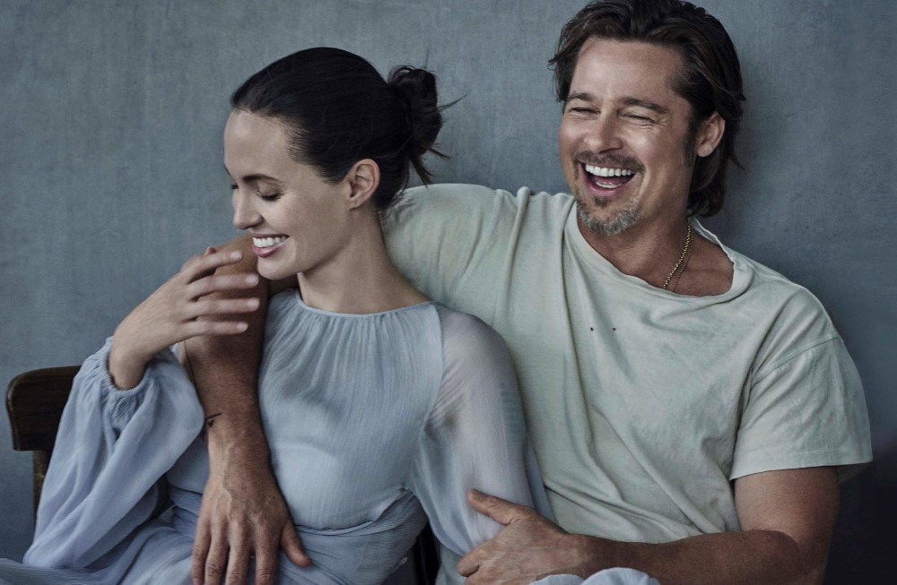 Vanity-Fair-Italia-November-2015-Angelina-Jolie-and-Brad-Pitt-by-Peter-Lindbergh-08.jpg