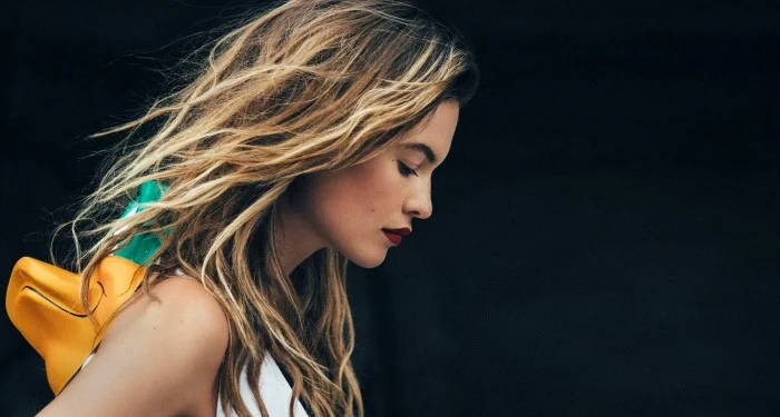 behati-prinsloo-by-hugh-lippe-for-so-it-goes-magazine-fall-winter-2015-6_001.jpg