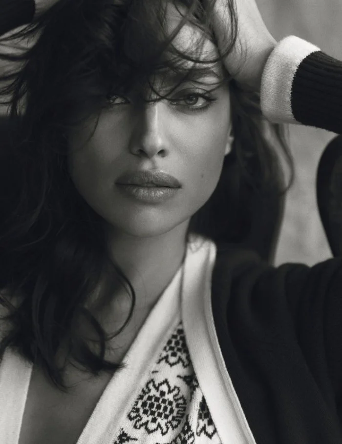 irina-shayk-by-norman-jean-roy-for-harper_s-bazaar-spain-december-2015.jpg