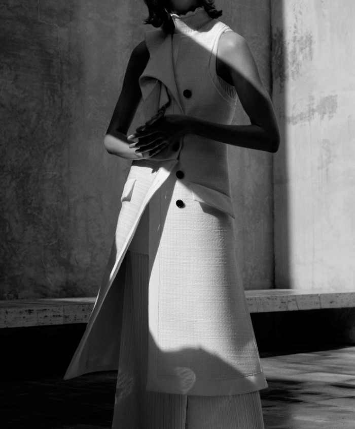 annely-bouma-by-julia-noni-for-harpers-bazaar-us-decemberjanuary-2015-2016-2.jpg