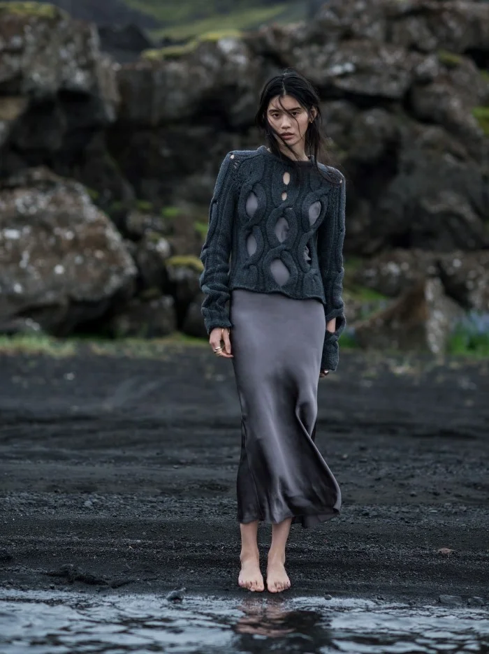 Vogue_China-January_2016-Ming_Xi-by-Gilles_Bensimon-07.jpg