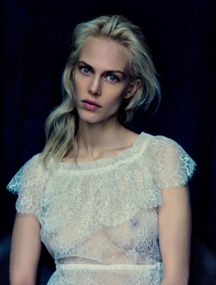 Numéro-170-February_2016-Aymeline_Valade-by-Drew_Jarrett-06.jpg