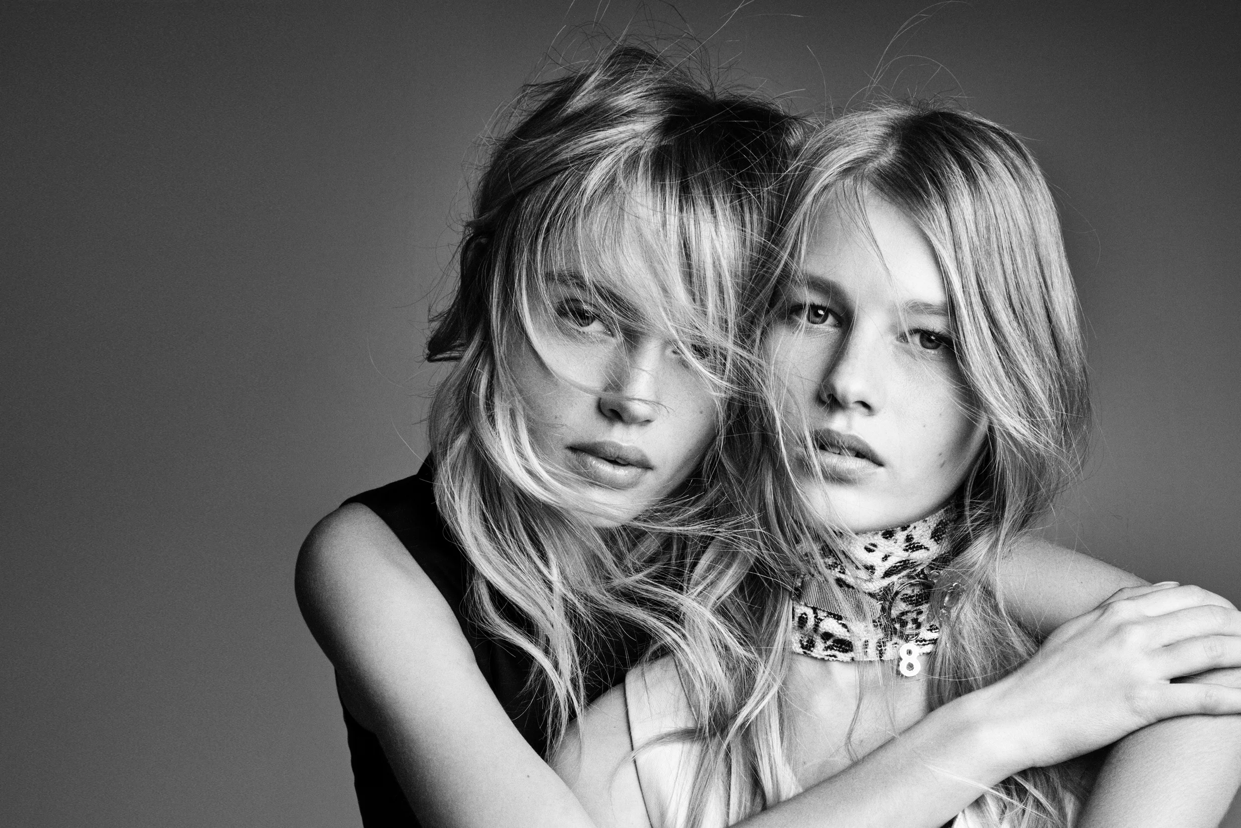 Dior-Spring_Summer_2016-Binx_Walton-Grace_Hartzel-Maartje_Verhoef-Roos_Abels-Sofia_Mechetner-by-Patrick_Demarchelier-06.jpg
