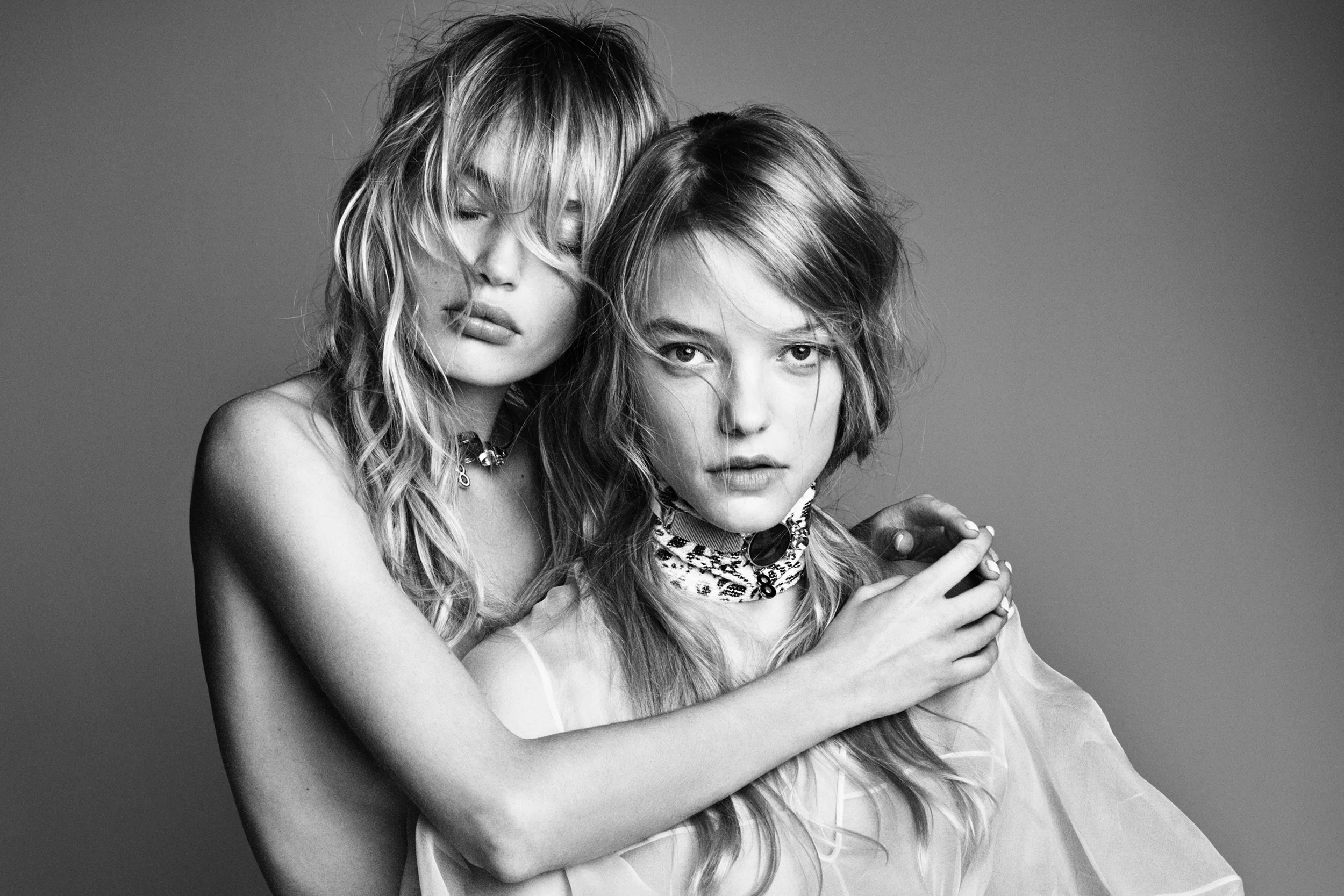 Dior-Spring_Summer_2016-Binx_Walton-Grace_Hartzel-Maartje_Verhoef-Roos_Abels-Sofia_Mechetner-by-Patrick_Demarchelier-12.jpg