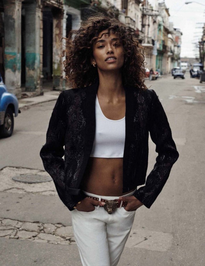 anais-mali-by-benny-horne-for-vogue-spain-march-2016-8.jpg