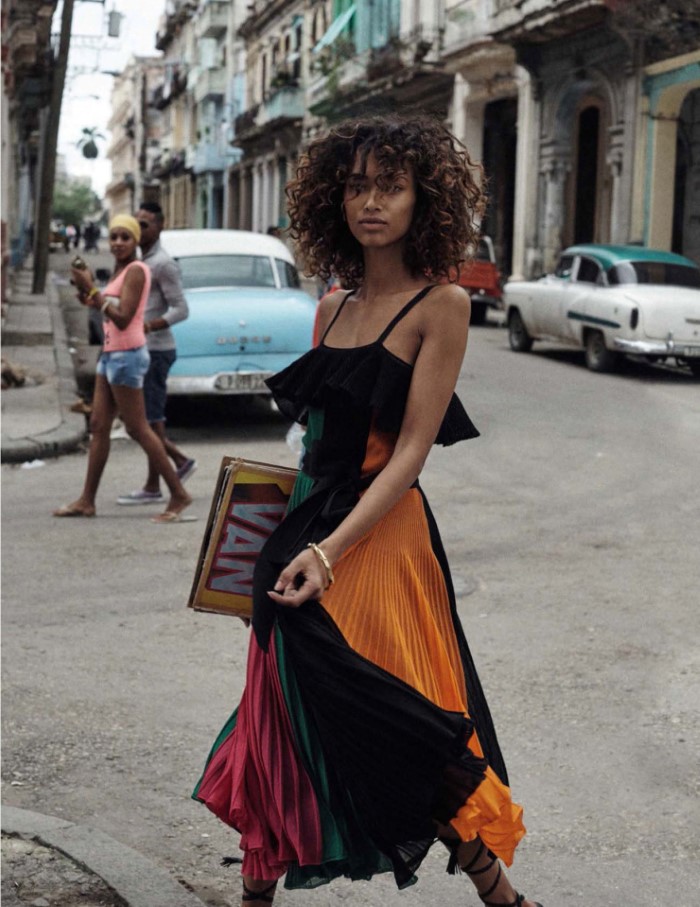 anais-mali-by-benny-horne-for-vogue-spain-march-2016-11.jpg