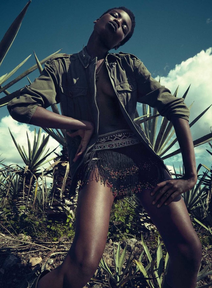 maria-borges-by-sofia-sanchez-mauro-mongiello-for-harpers-bazaar-germany-february-2016-17.jpg