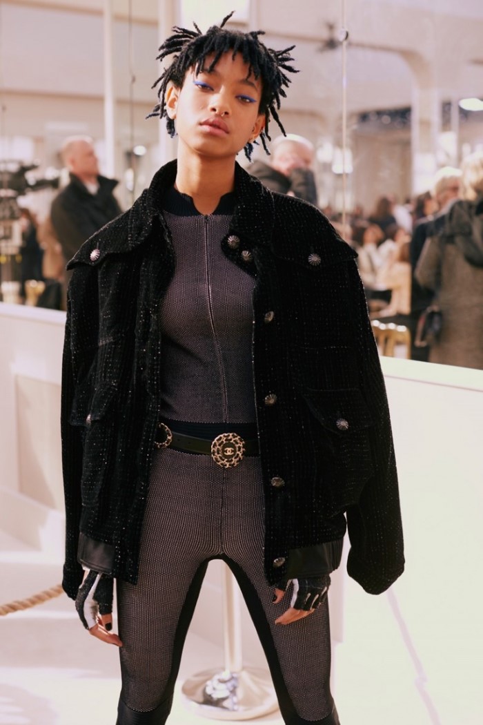 Willow-Smith-Chanel-Fall-2016-Show04-768x1152.jpg