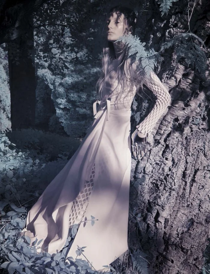 olympia-campbell-by-sc3b8lve-sundsbc3b8-for-vogue-italia-march-2016-14.jpg