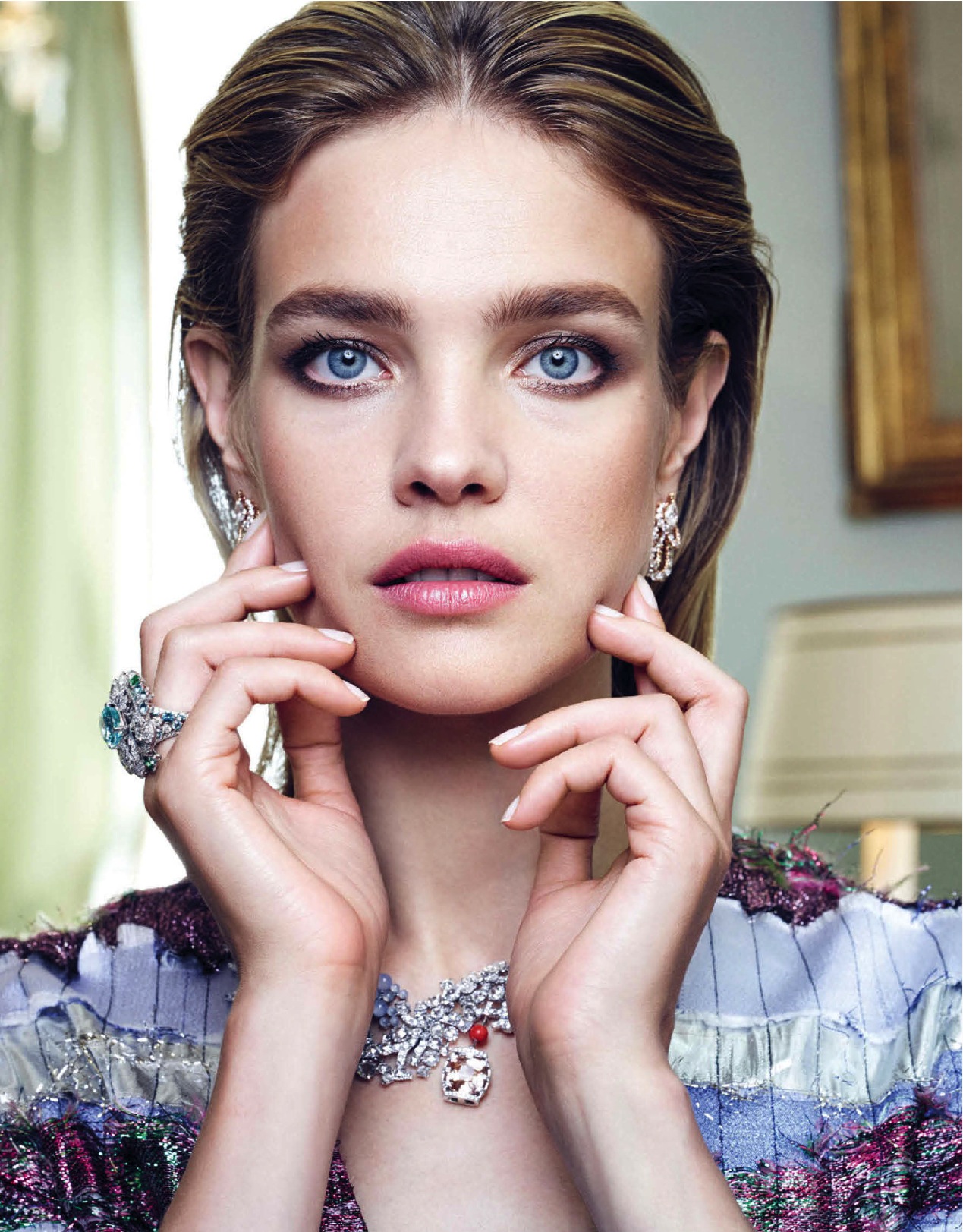 natalia-vodianova-vogue-taiwan-march-2016-c.jpg