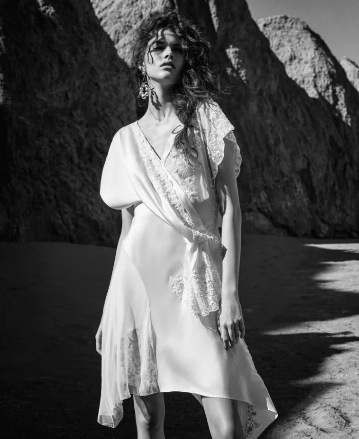 vanessa-moody-by-nathaniel-goldberg-for-harpers-bazaar-us-april-2016-8.jpg