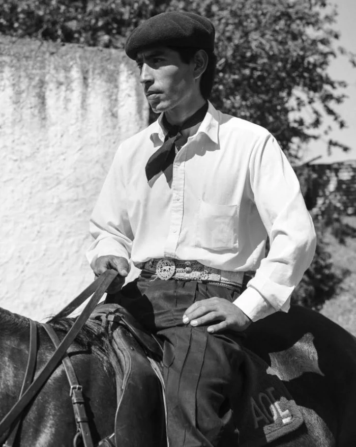 ivan-de-pineda-mica-arganaraz-by-bruce-weber-for-holiday-magazine-spring-summer-2016-3.jpg