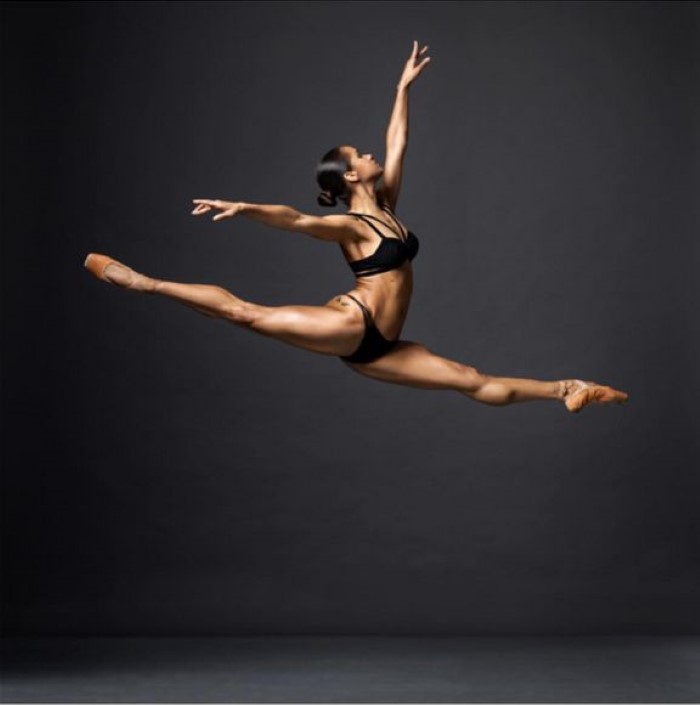 'Sexy Photos of Misty Copeland on Instagram' - www_esquire_com_style_news_a44467_misty-copeland-sexy-instagram-photos (4).jpg