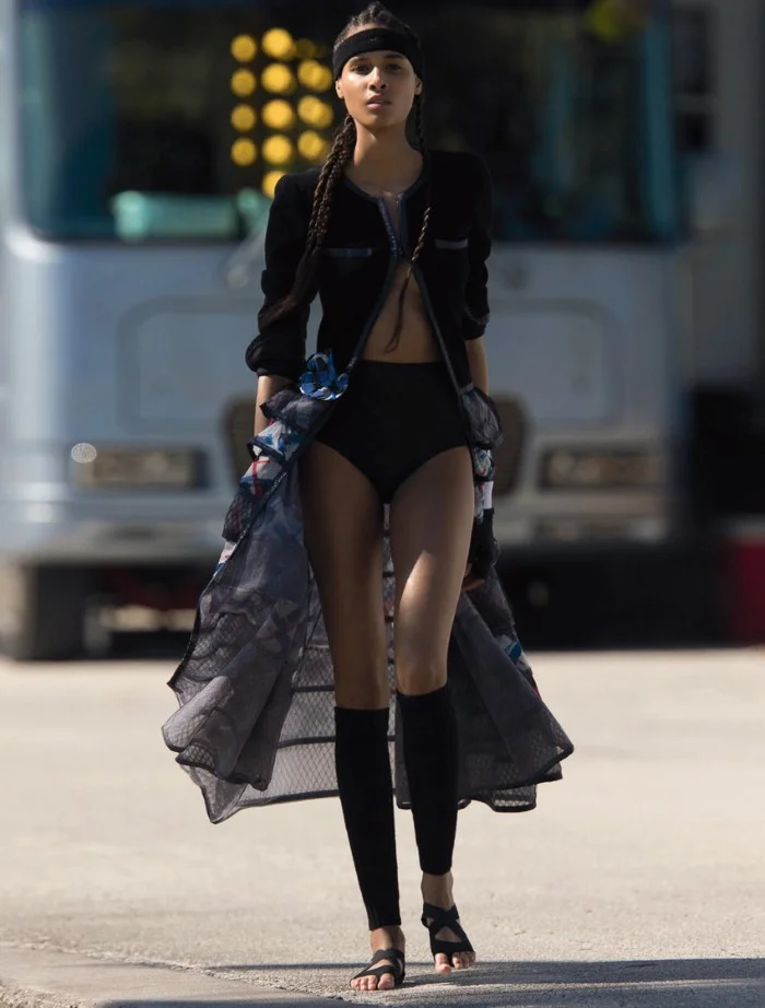 Numero-May-2016-Cindy-Bruna-by-Hans-Feurer-4.jpg