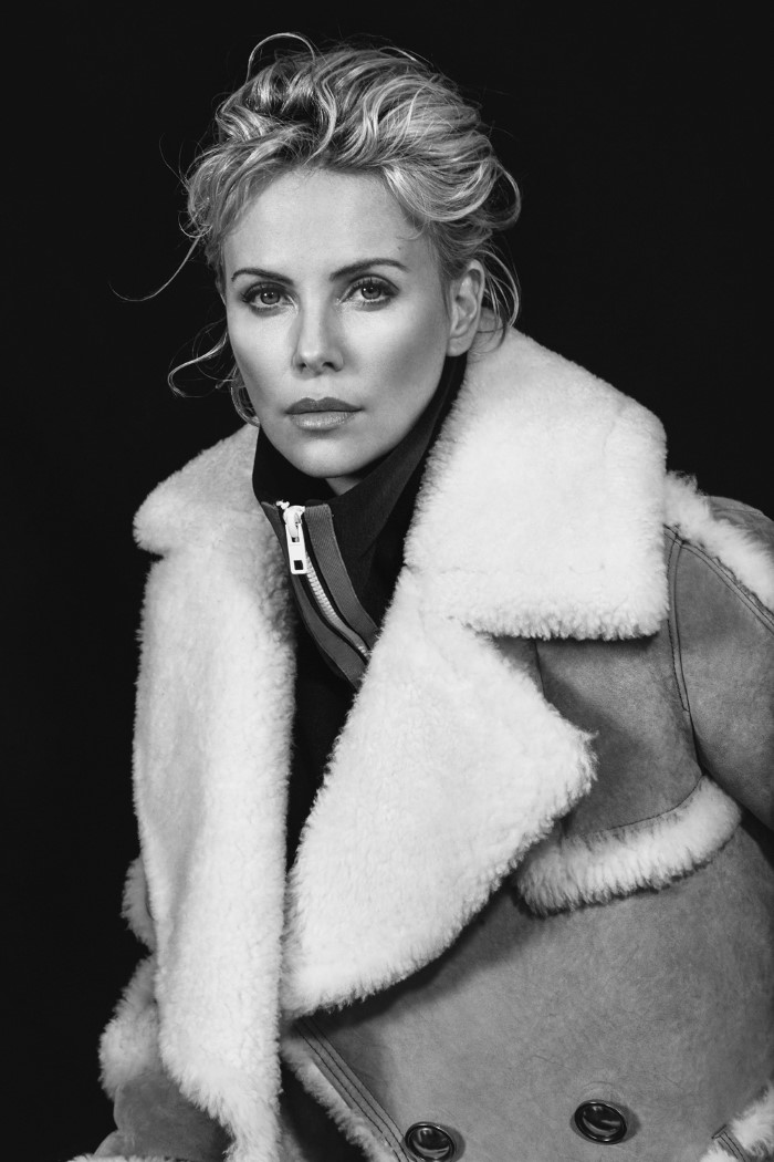 V_Magazine-Summer_2016-Charlize_Theron-by-Collier_Schorr-07.jpg