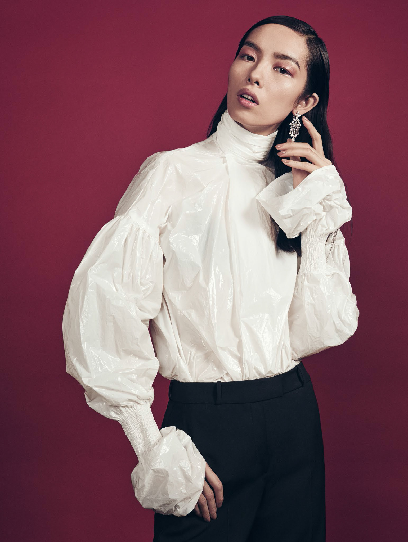 Vogue-China-June-2016-Fei-Fei-Sun-by-Sharif-Hamza-06.jpg