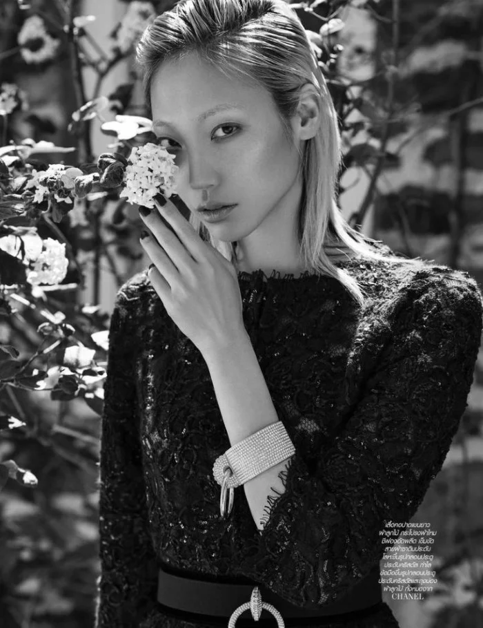 Soo-Joo-Park-Chanel-Looks-LOfficiel-Thaliand-Editorial- (8).jpg