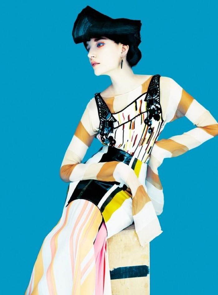 Janice Alida Wears Parfait Colors By Erik Madigan Heck For Stern Mode ...