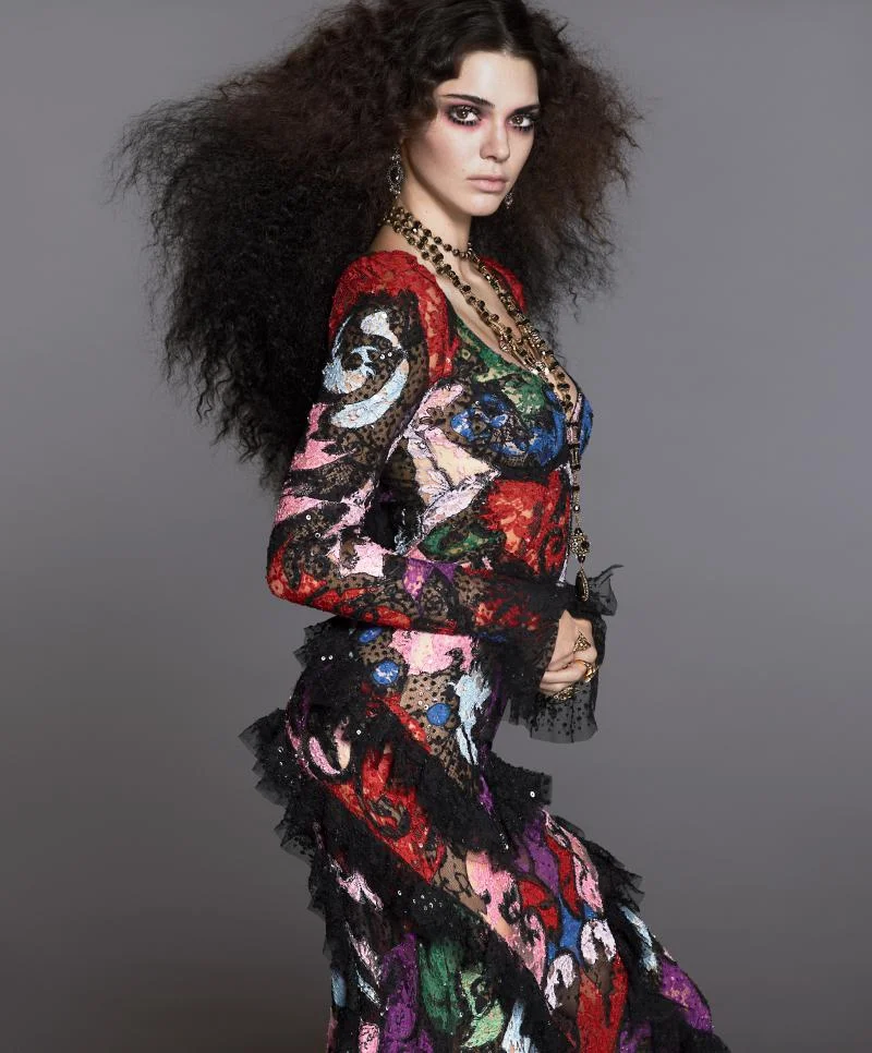 Vogue-US-September-2016-Kendall-Jenner-by-Mert-Alas-and-Marcus-Piggott-10-Alexander-McQueen.jpg