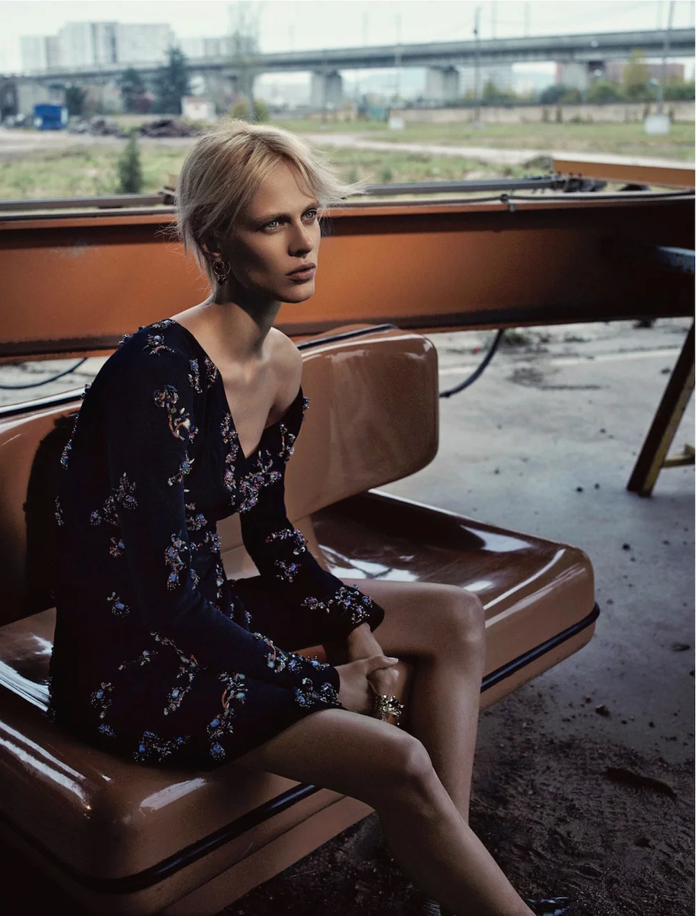 Dior Magazine FW 2016 - aymeline-valade- (6).jpg