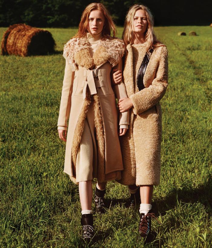 Anna Ewers & Rianne van Rompaey In 'Free Country' By Alasdair McLellan ...