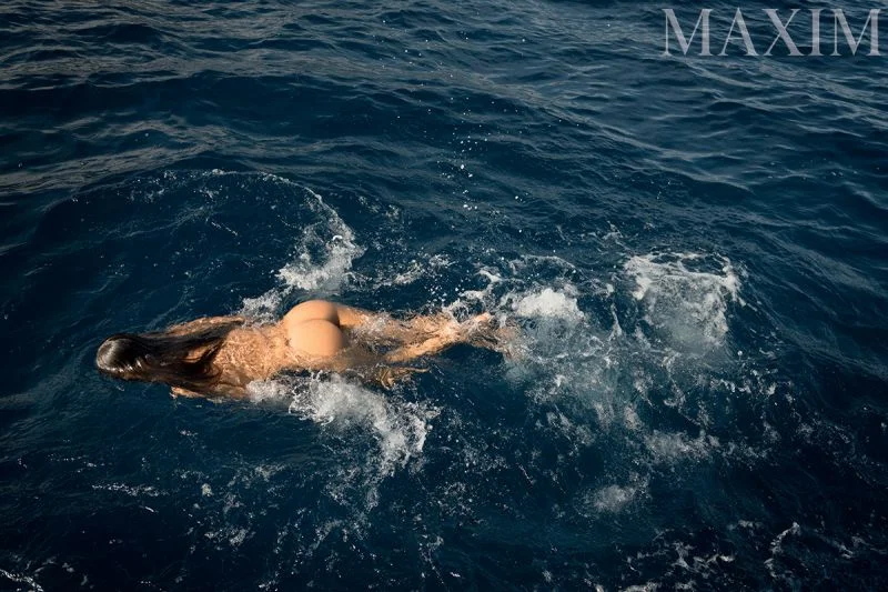 alessandra-ambrosio-gilles-bensimon-maxim-dec-jan-2016- (7).jpg