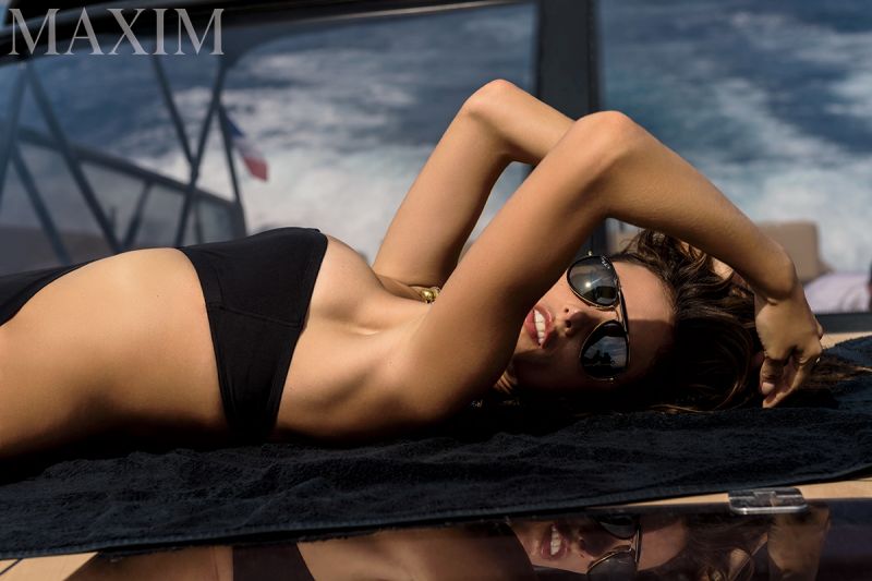 alessandra-ambrosio-gilles-bensimon-maxim-dec-jan-2016- (8).jpg