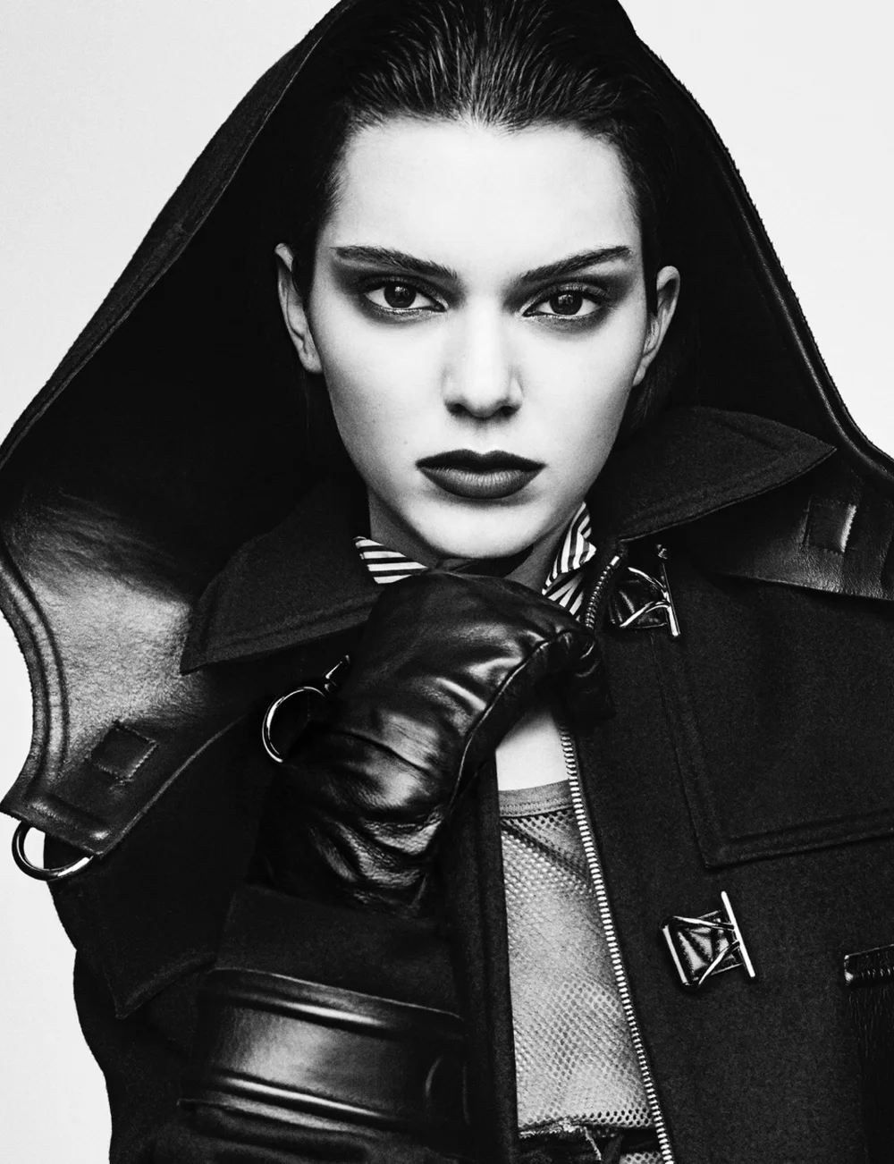 Vogue-Germany-October-2016-Kendall-Jenner-by-Luigi-and-Iango-04.jpg