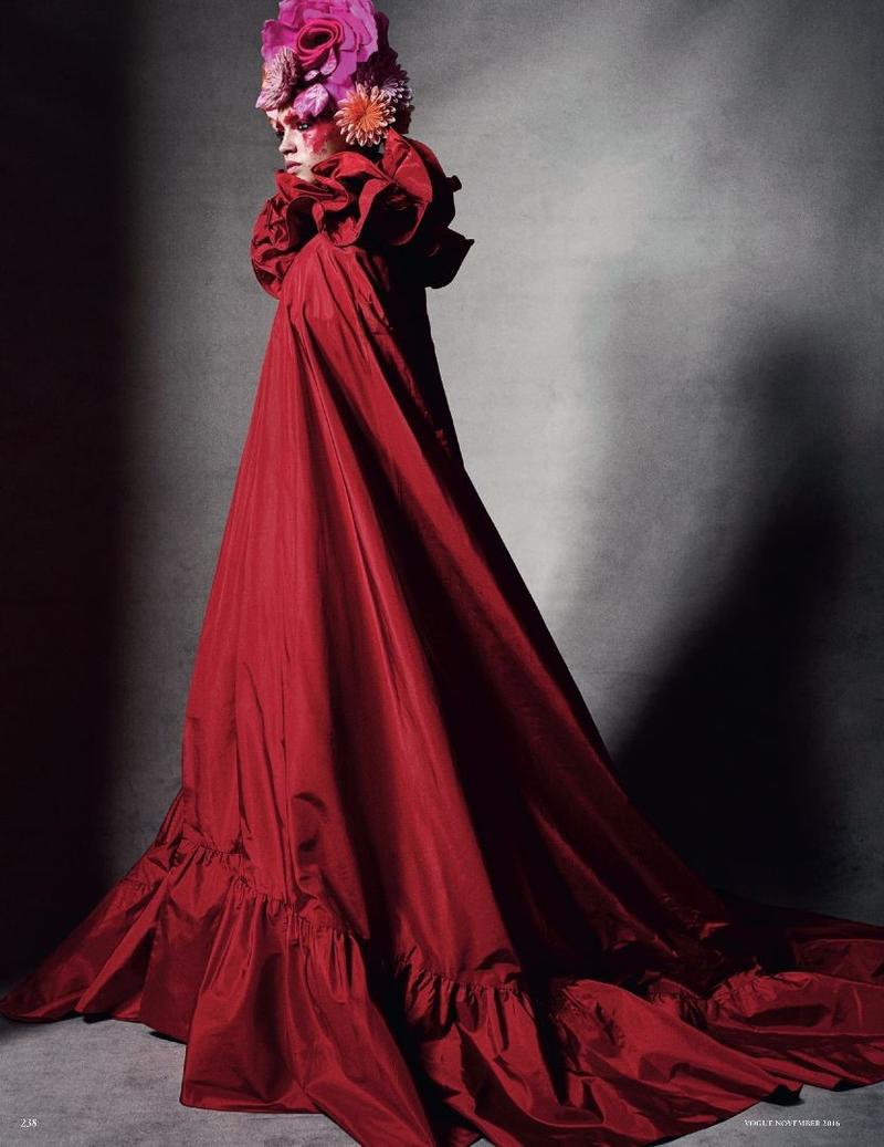 Julia Jamin Blooms In Haute Couture By Victor Demarchelier For Vogue ...