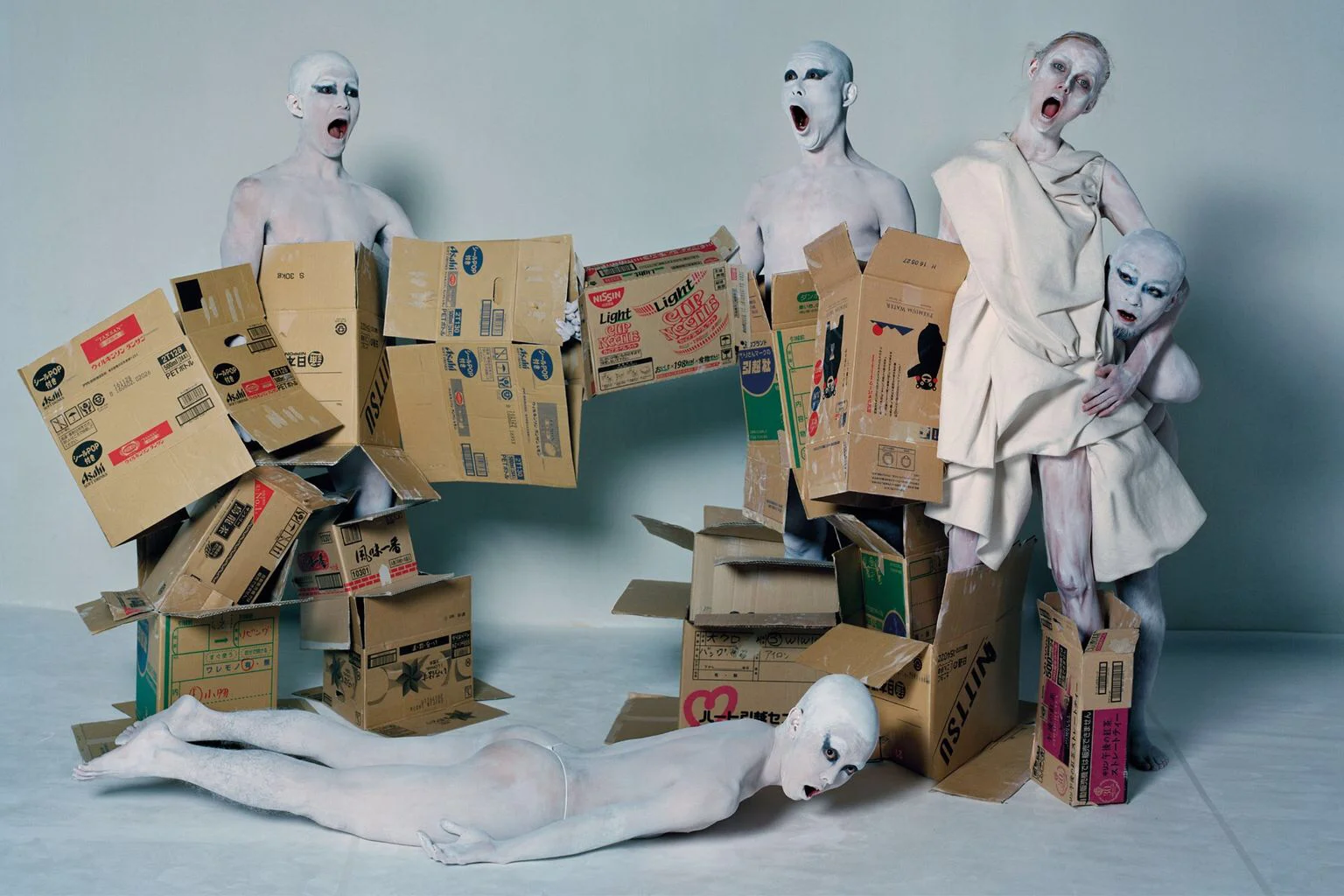vogue-uk-december-2016-rianne-van-rompaey-by-tim-walker-05.jpeg
