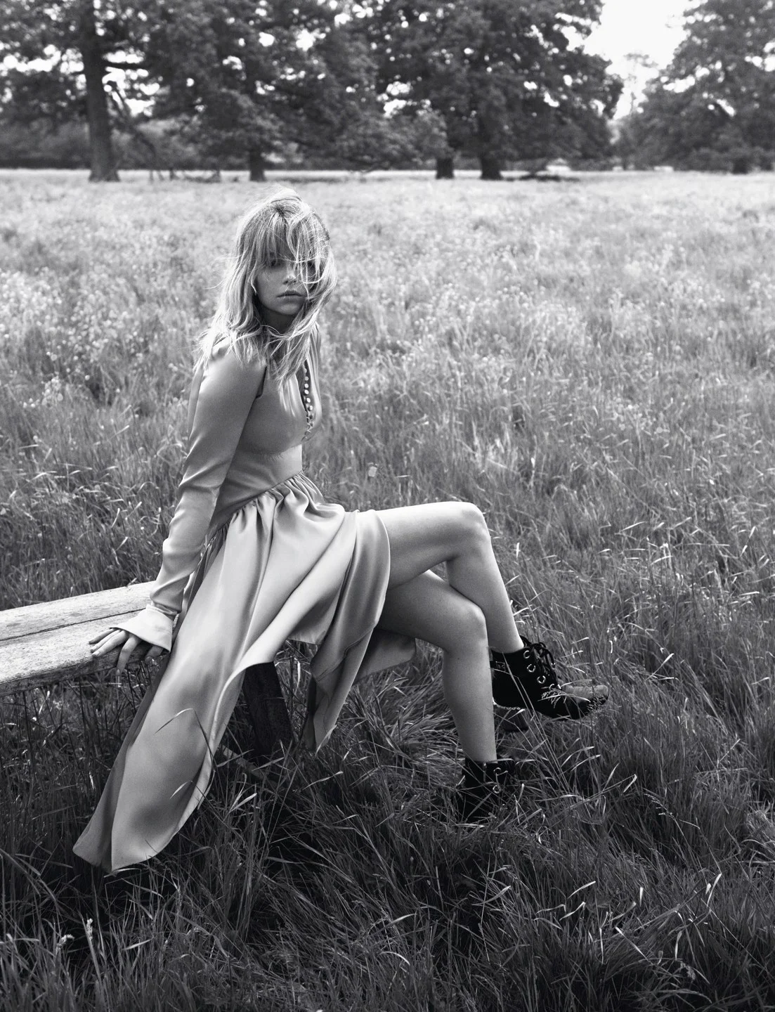 Haley-Bennett-Dior Mag #17 2016 -  (4).jpg