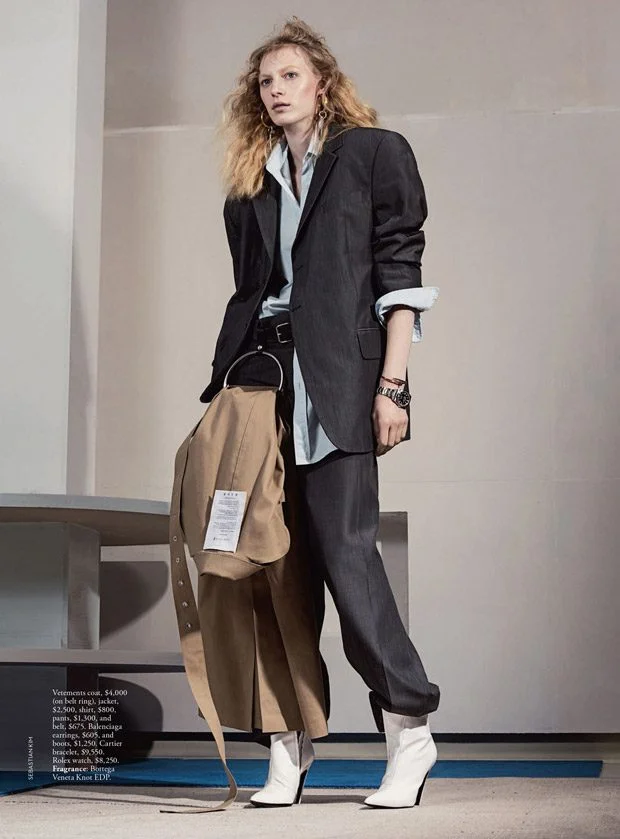 Julia-Nobis-Vogue-Australia-Sebastian-Kim- (9).jpg
