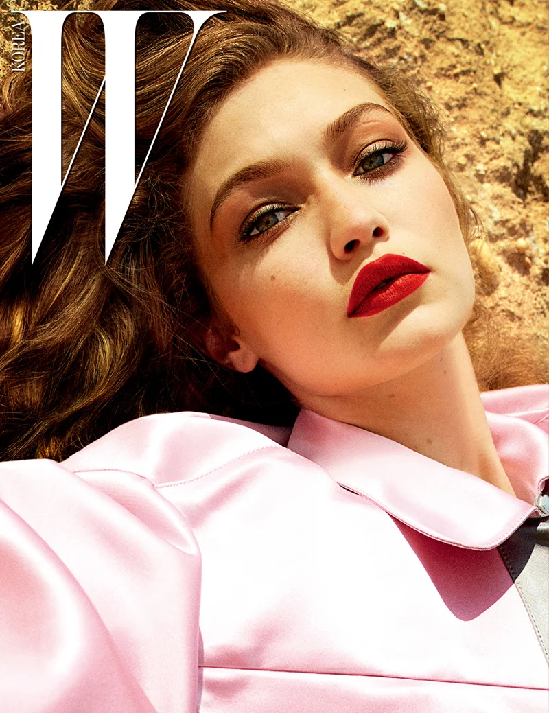 Gigi-Hadid-by-Luigi-Iango-for-W-Korea-December-2016-2.jpg