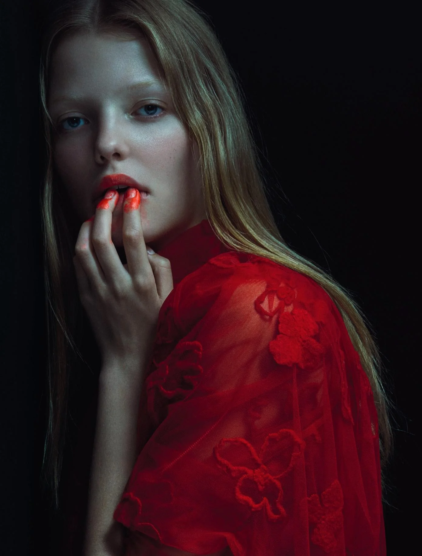 Numéro-179-December-2016-January-2017-Roos-Abels-by-Txema-Yeste-10.jpg