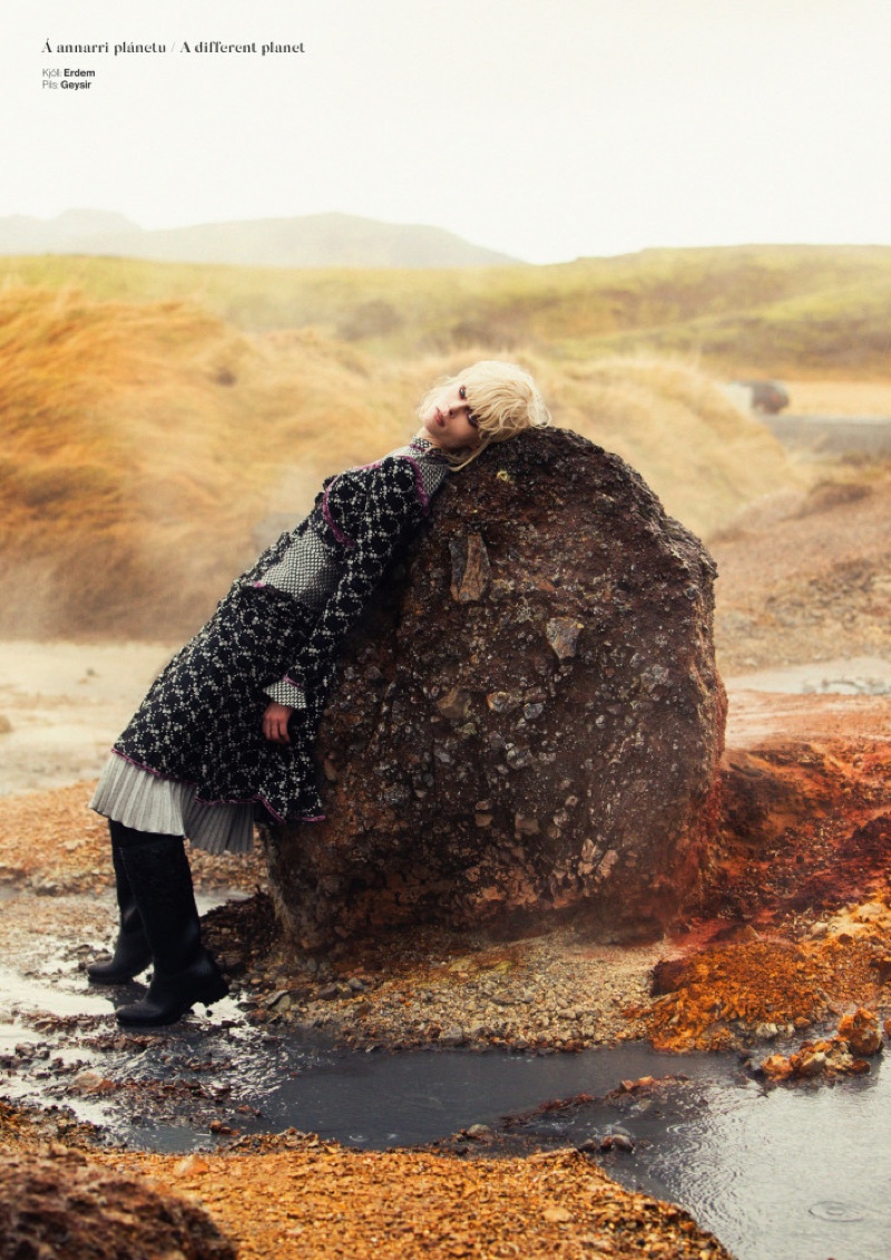 Coco-Rocha-Glamour-Iceland-2017- (17).jpg