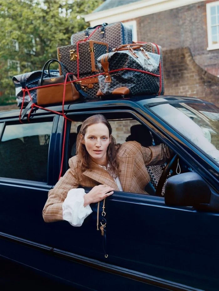Vivien-Solari-by-Coco-Capitan-for-Vogue-UK-February-2017- (2).jpeg