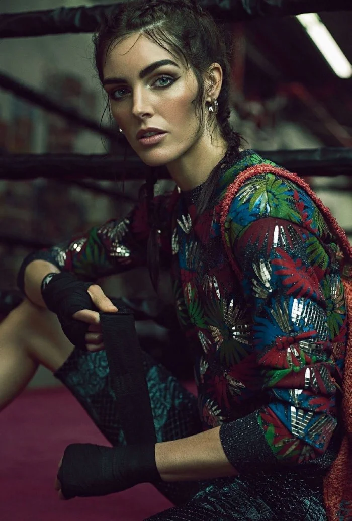 Harpers-Bazaar-Turkiye-January-2017-Hilary-Rhoda-by-Matallana-3.jpg