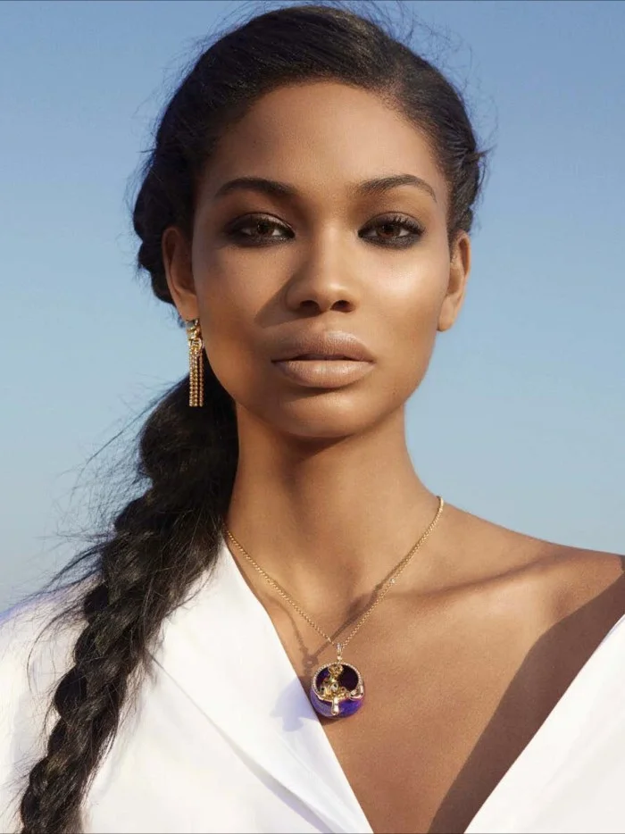 emirates-woman-january-2017-chanel-iman-by-louis-christopher-02.jpg