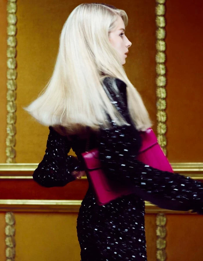Harpers-Bazaar-Russia-February-2017-Lottie-Moss-by-Rachell-Smith-1-2.jpg