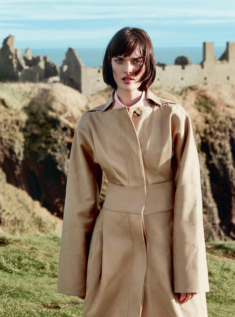 Sam-Rollinson-by-Agata-Pospieszynska-for-Harpers-Bazaar-UK-March-2017-4.jpg