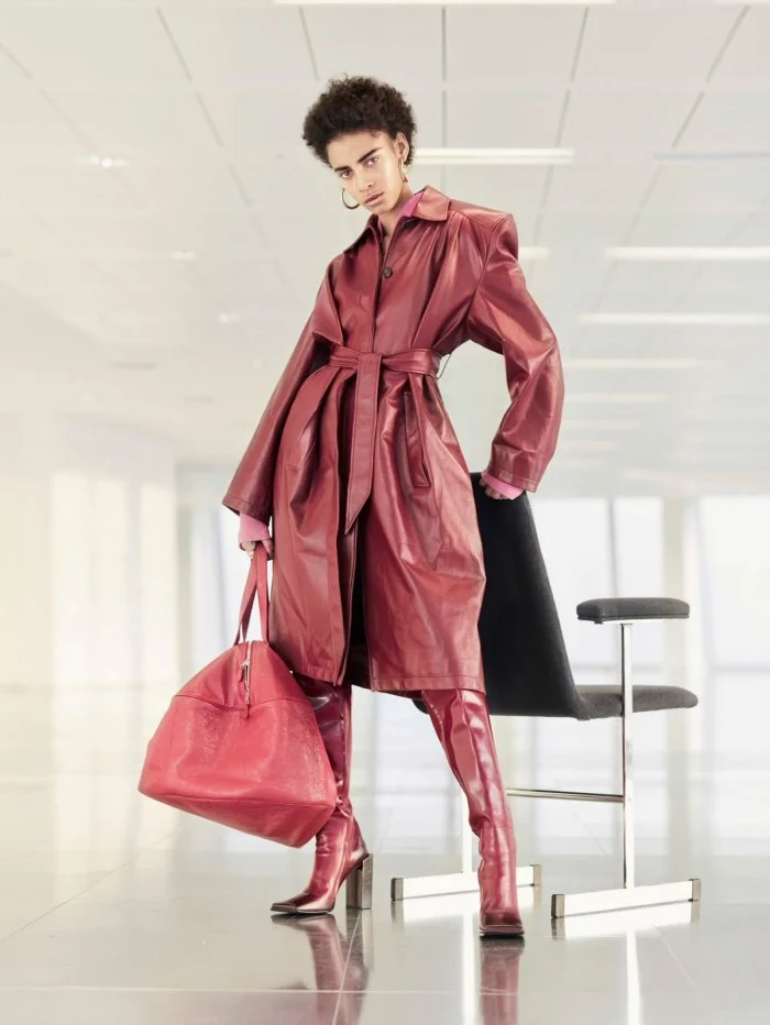 Amelia Rami Is Flashed By Brendan Freeman In Tailored Suitings For Elle ...