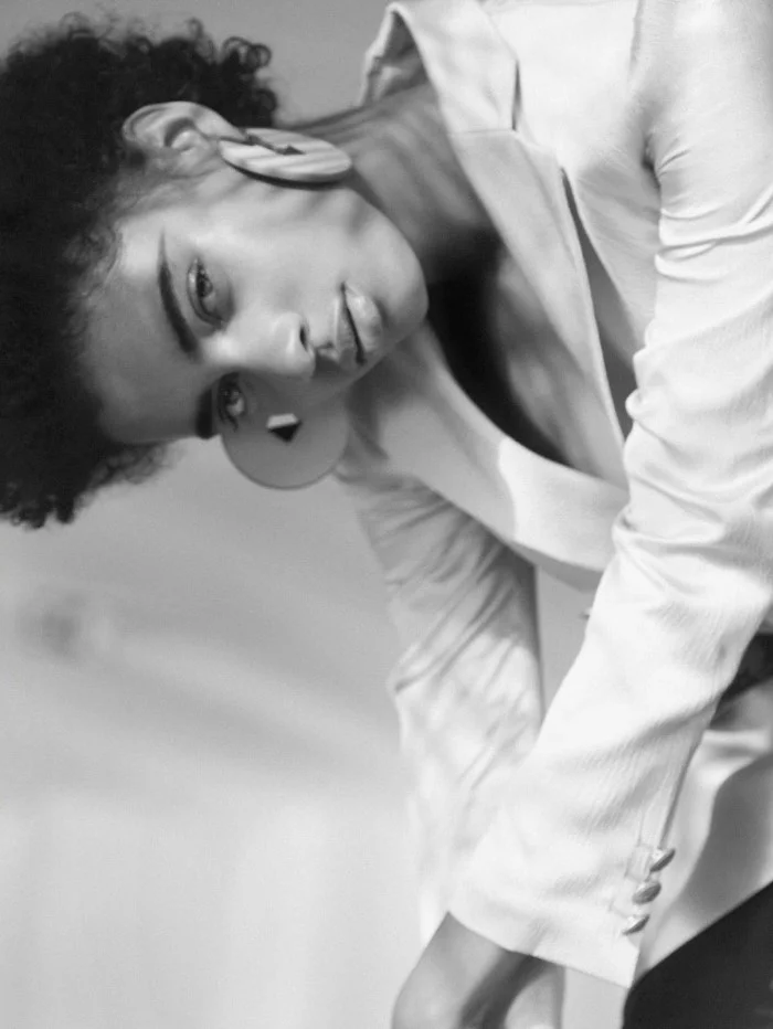 Elle UK March 2017amelia-rami- (11).jpg