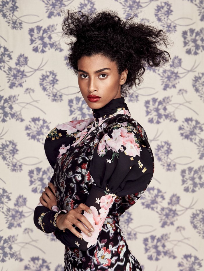 Vogue-China-March-2017-Imaan-Hammam-by-Patrick-Demarchelier-07.jpg