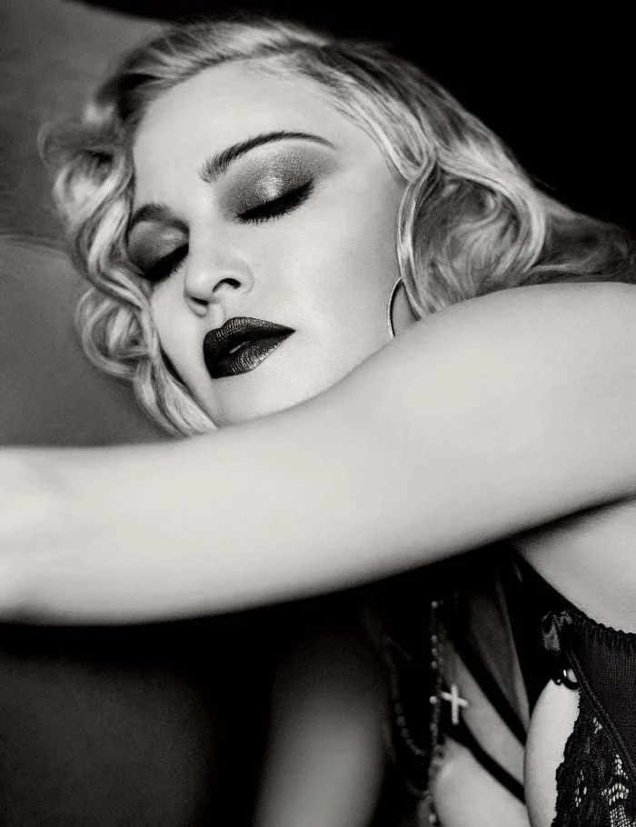 vogue-germany-april-2017-madonna-by-luigi-and-iango-05.jpg