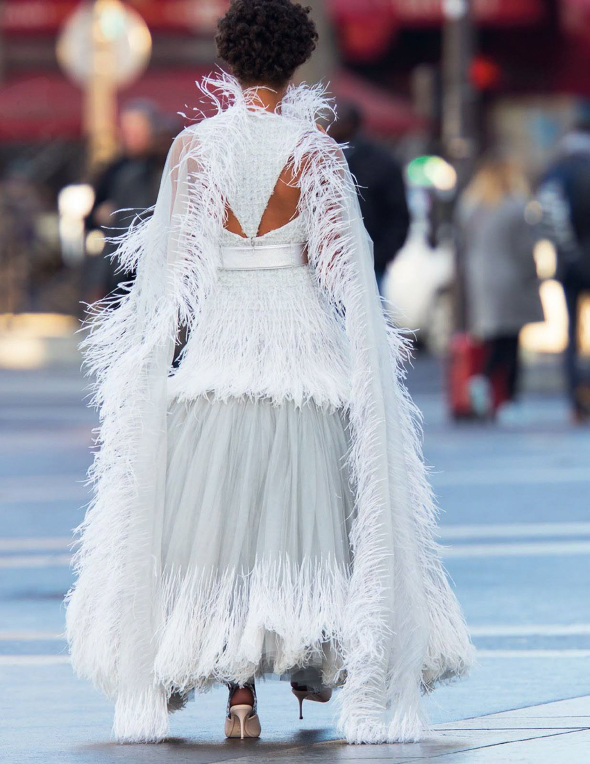 Vogue-Arabia-March-2017-Cindy-Bruna-Samile-Bermannelli-by-Hans-Feurer-8.jpg