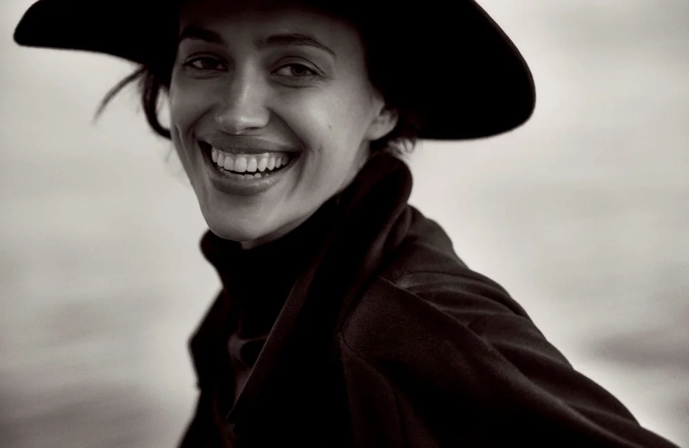 Vogue-Germany-May-2017-by-Peter-Lindbergh-22-Irina-Shayk.jpg