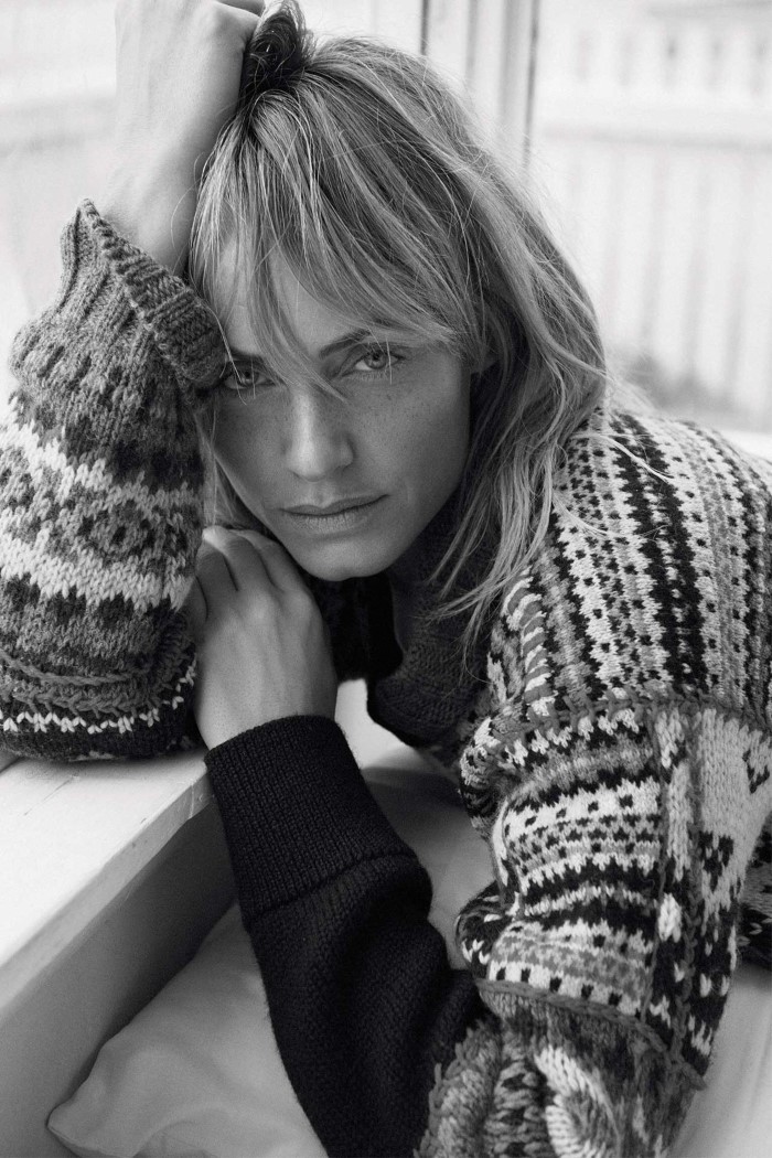 vogue-uk-may-2017-amber-valletta-by-lachlan-bailey-11.jpeg